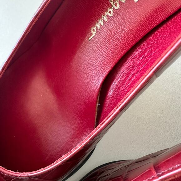 Salvatore Ferragamo Burgundy Red Croc Embossed Leather Heel Pumps Size 7.5 B - Picture 12 of 13